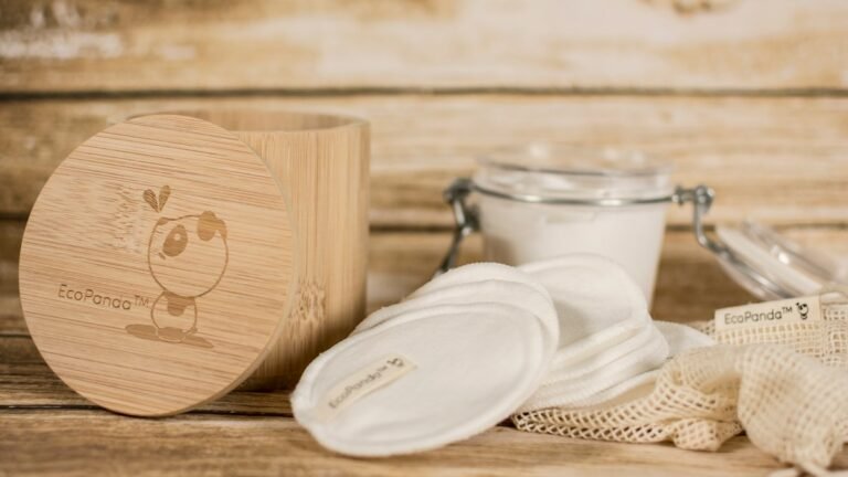 Reusable Cotton Rounds with Bamboo Storage Jar by EcoPanda